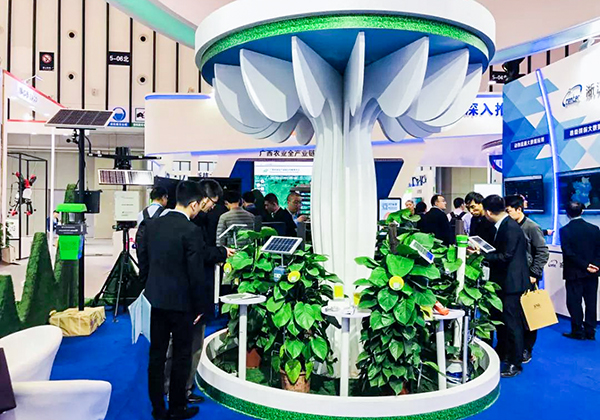 �������r�����r�Iչʾ�^